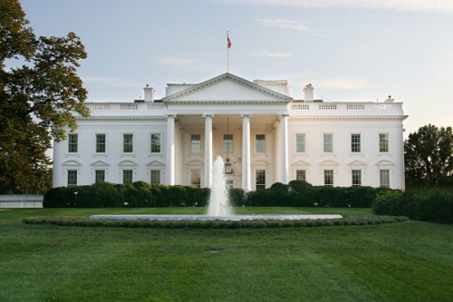 white house 500x333 White House Plans to Ban Phone Unlocking While Claiming to Support It